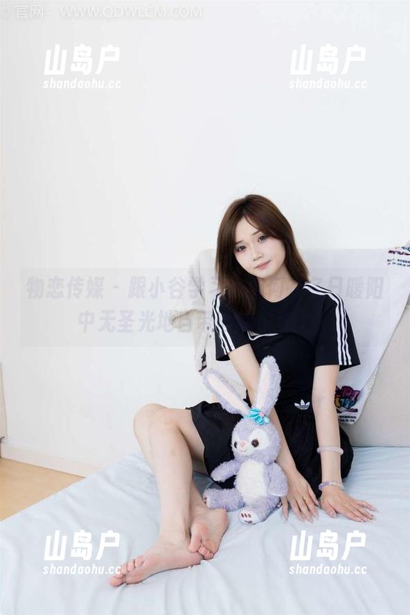 物恋传媒-小谷 物恋传媒 - 跟小谷学习,如何在冬日暖阳中无圣光地自带图像杀伤力!