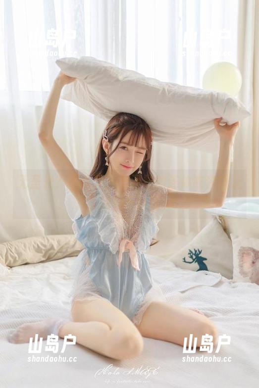无圣光？不重要，王羽杉的连体衣套图让我目不转睛