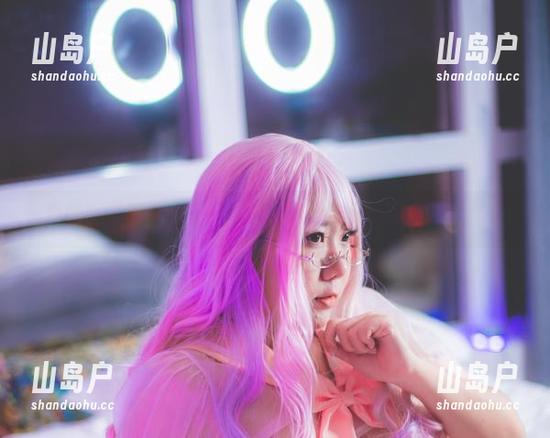 甜糖大魔王 最新!甜糖大魔王的美图,妈妈子巫女变身术嘿嘿~