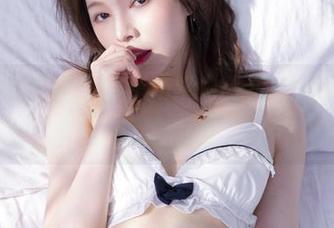 与其说是皮衣，倒不如把白露Bululu装进精选套图里
