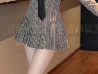 秀人网 – 优酱修女全套：我本以为她只会拿十字架，结果…