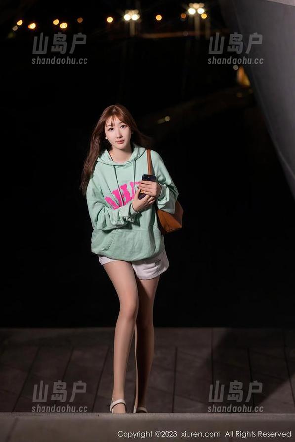 秀人网-大美妞儿 秀人网 - 高跟鞋搭配大美妞儿,作品里的每一刻都值得留念。