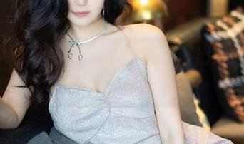秀人网 – 萌奈子双人写真新鲜出炉，更新！我先来扒一下！