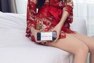 秀人网 – 这组葛征净高184cm的高跟鞋写真，真的让我想追问，鞋子是魔法吗？