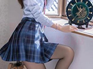秀人网 – 别说我没提醒你，软情的私房美图语言：灰丝发会说话