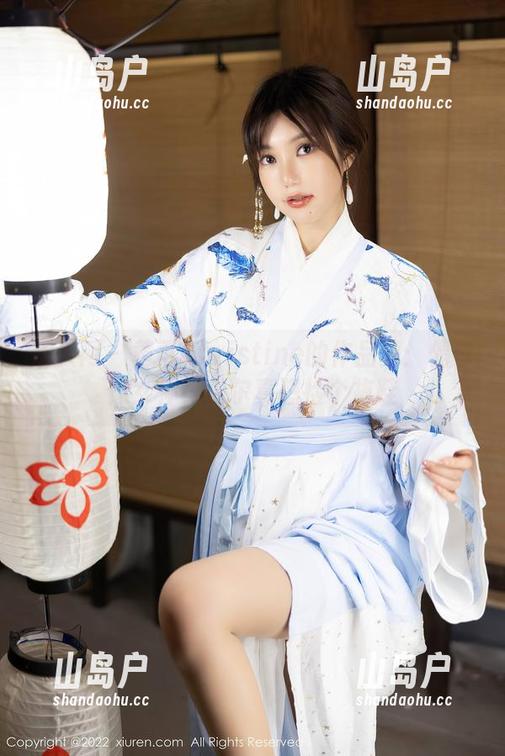 秀人网 - 黄可Christine的作品集：偶尔像女神，偶尔真想捡个拖鞋