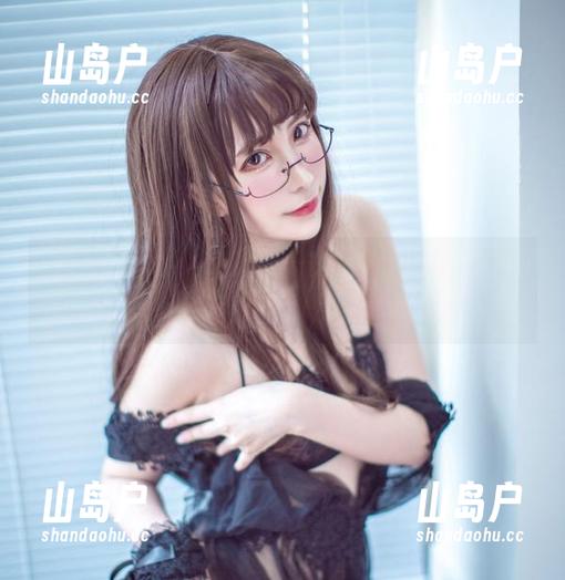兔女郎拼图！翎柒菜菜的照片合集，谁动的我耳朵？