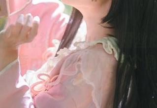 脑洞大开的花柒Hana：爱丽丝的原图合集，创意probably在每个角落。