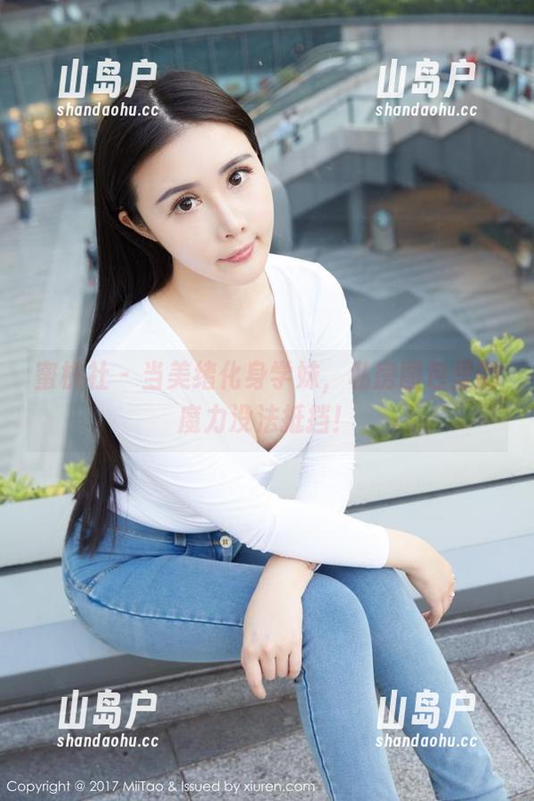 蜜桃社-美绪 蜜桃社 - 当美绪化身学妹,私房图包里的魔力没法抵挡!