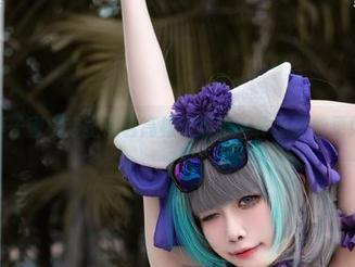 看贞子蜜桃穿上爱宕高雄制服吧，作品还能更好？