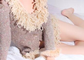 轰趴猫 – 瑜伽图册小插曲：看陈雅漫的照片，顺便给她的每个姿势加点牛逼的背景音乐！