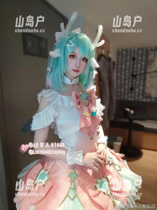 迷失人形QUQ 月下散步遇迷失人形QUQ,分享我的轻松写真:期待得到更多的点赞!