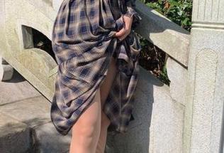 微密圈 – 看了雅雅的气质呀的学妹写真，真想问：究竟是谁把班花搬来了？