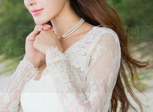 青豆客 – 无奈，Cheryl青树的睡衣图原来火得泪奔，原来我的壁纸再亮都抵不过这种懒散的风！