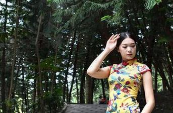 魔镜街拍 – 意外发现，寒风中的肉丝套图真的可以免费查看，婷婷又要回归了！