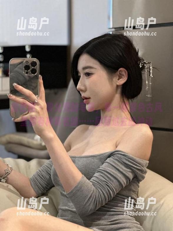 黎允熙 微密圈 - 黎允熙的写真,每一幅紫色古风里都有种莫名的……回到过去的冲动